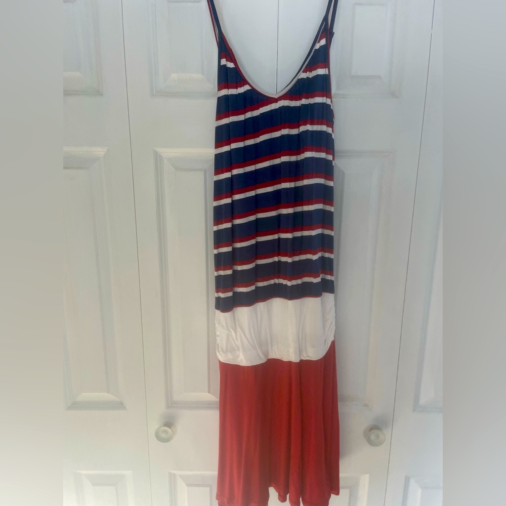 Fun tank and skirt-connected sundress